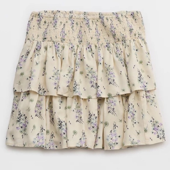 NWT Aerie Ready to Ruffle Floral Mini Skirt Cream Size S - Picture 2 of 7